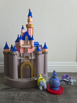 Disney Parks Disneyland Sleeping Beauty Castle Play Set With Dumbo Ride (Works)