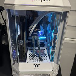 RTX 2070 Super Gaming PC + 32GB RAM + Triple Monitor Setup (165Hz + 144Hz) – Full Razer Bundle