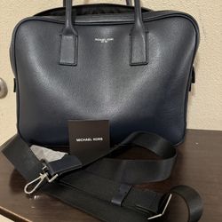 Michael Kors Messenger Bag