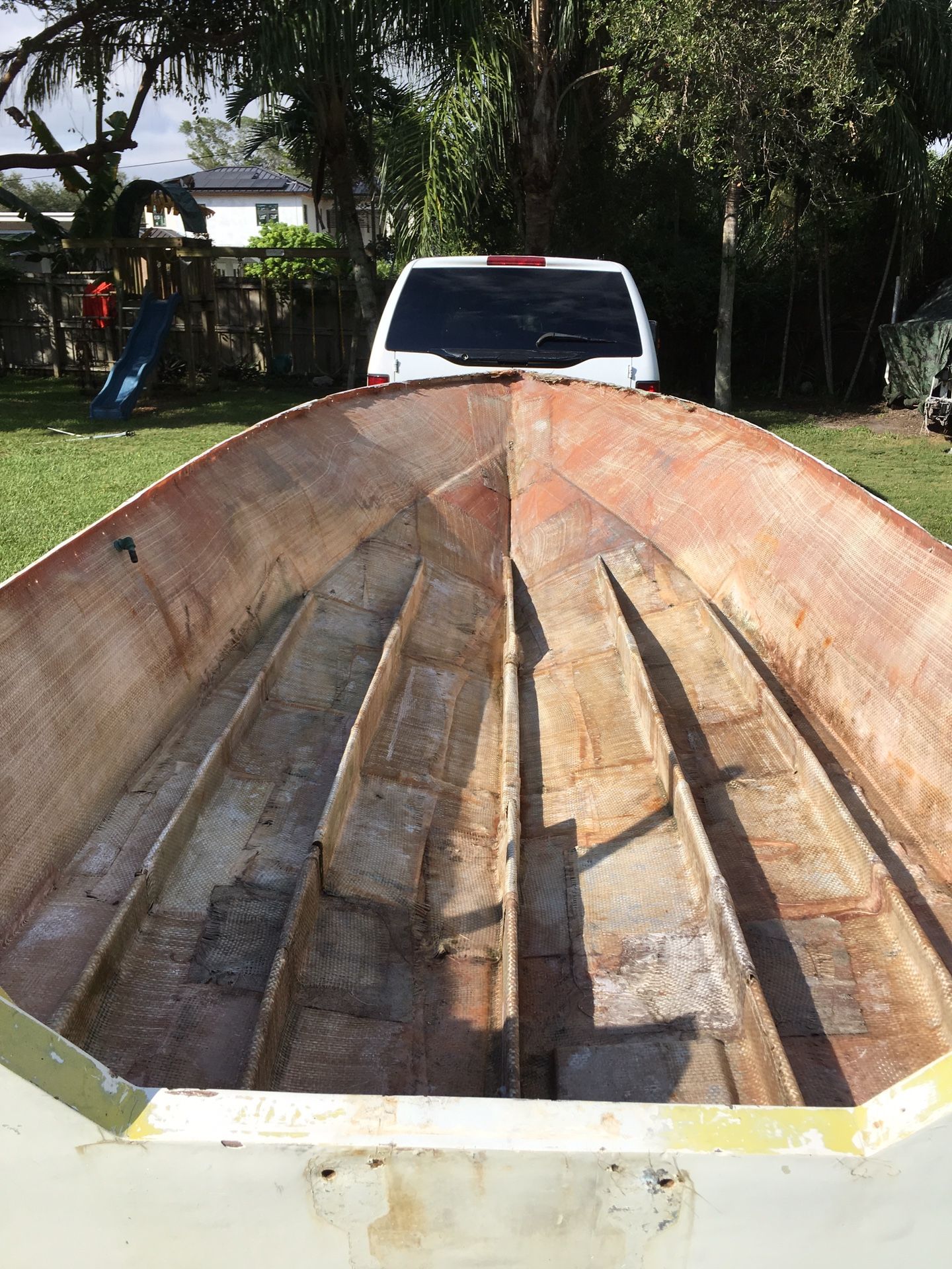 Ameritrail custom trailer & 17’ bare hull boat fiberglass project for