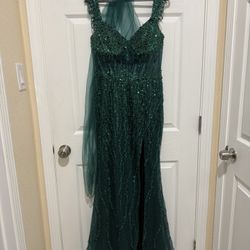 Formal Gown (Emerald Green)