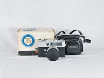 YASHICA LYNX - 5000 rangefinder film camera