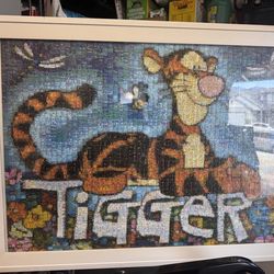 Tiger puzzle frame