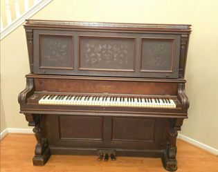 Upright piano ~1900s