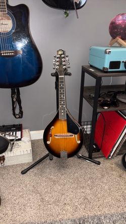 Rogue MANDOLIN 2 Tone Sunburst