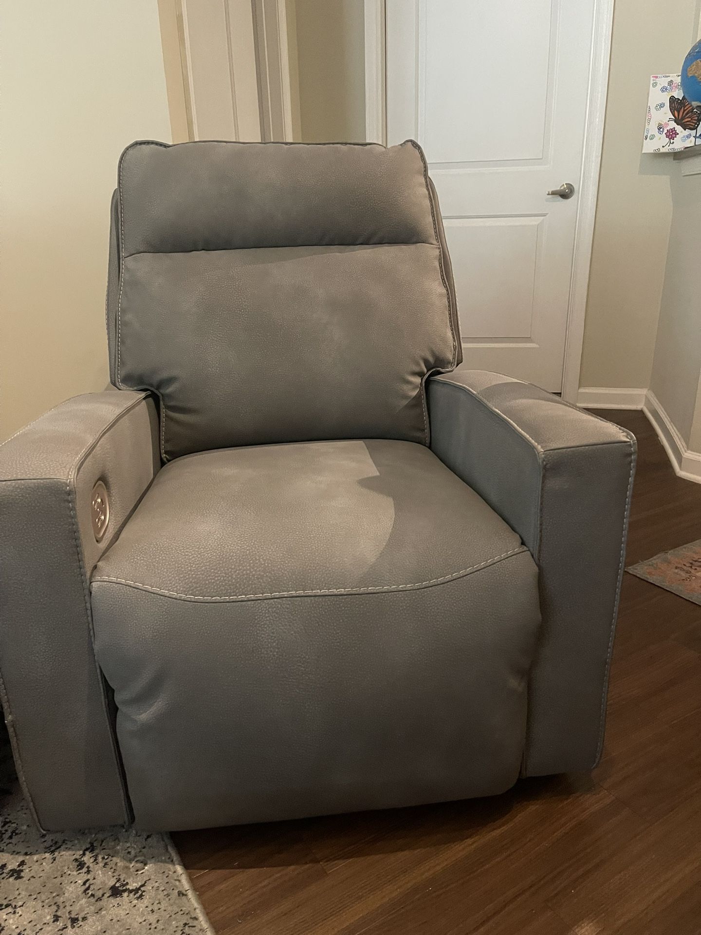 Next-Gen Durapella Performance Fabric Dual Power Recliner