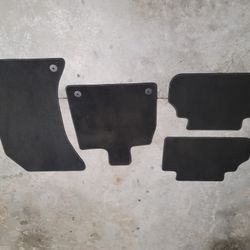 Audi Q5 OEM Floor Mats