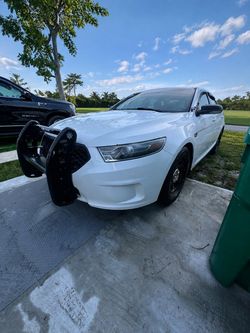 2016 Ford Taurus