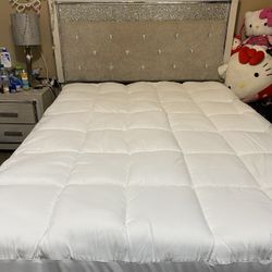 Queen Size Bed/mattress And Vanity