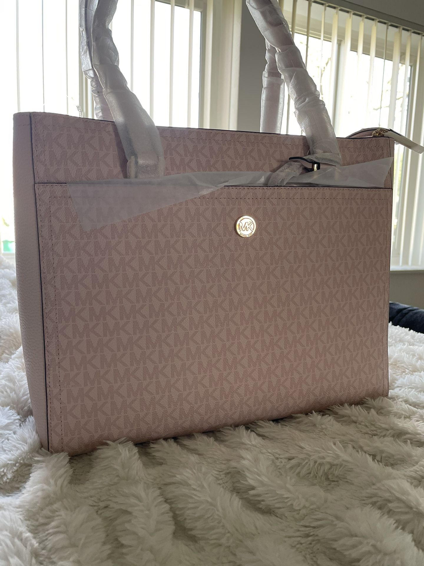 Authentic MK Tote Bag for Sale in City Of Industry, CA - OfferUp