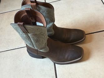 Ariat boots soft toe