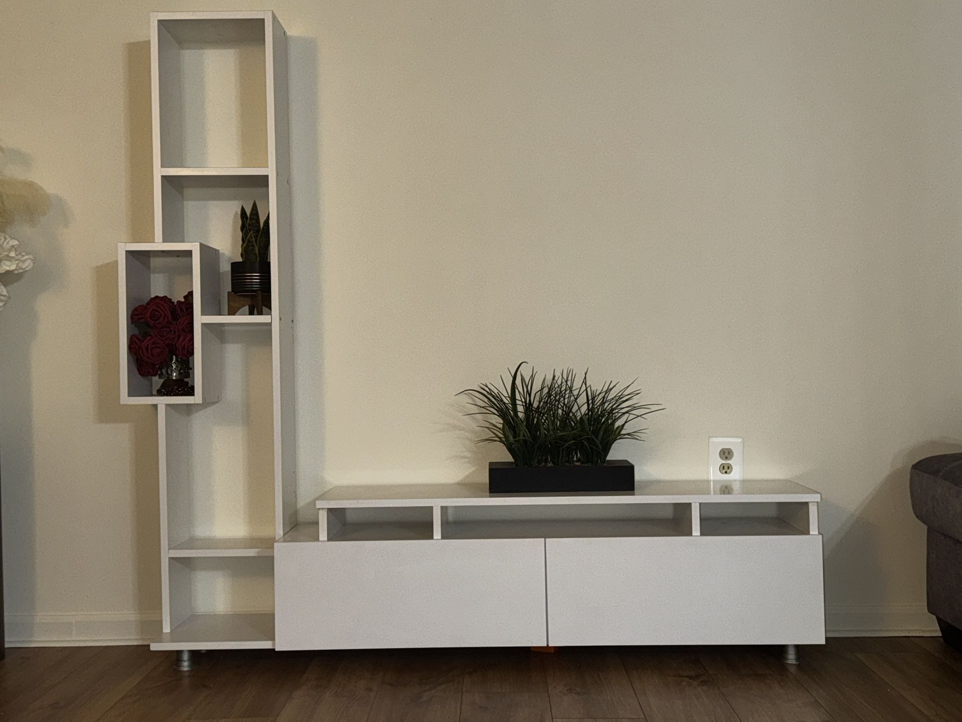 White TV stand/console