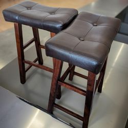 Pair of Padded Bar Stools – Dark Wood & Faux Leather Comfort