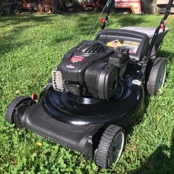 Yard Machines 21 Inch Push Mower Fresh Tuneup Needs Nothing Runs Good Firm 