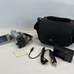 Panasonic PV-GS29 MiniDv Camcorder Video Camera W/ Battery, Charger, Bag, WORKS!