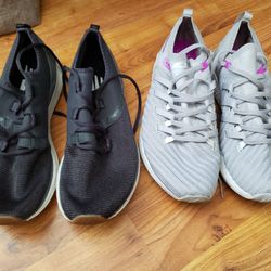 Womens 2 Pair New Balance Size 9.5 Athletic Shoes