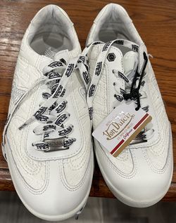 18 Pairs Of Von Dutch Shoes