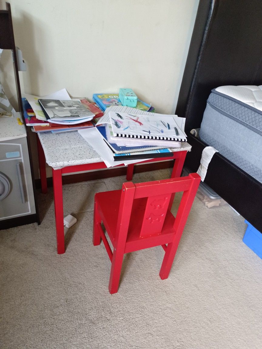 Kids Chair And Table