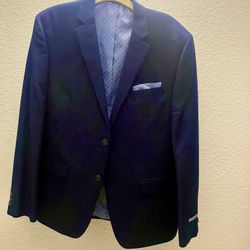 Perry Ellis Men’s Suit 