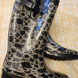 TALL RUBBER BOOTS 