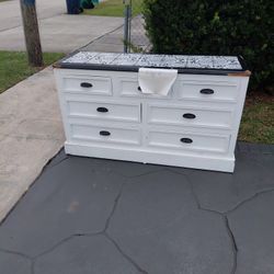 Dresser/ Side Buffet  FREEE 
