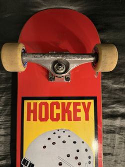 Hockey Complete Skate Deck 8.5