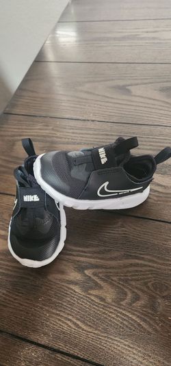 Toddler Nike shoes