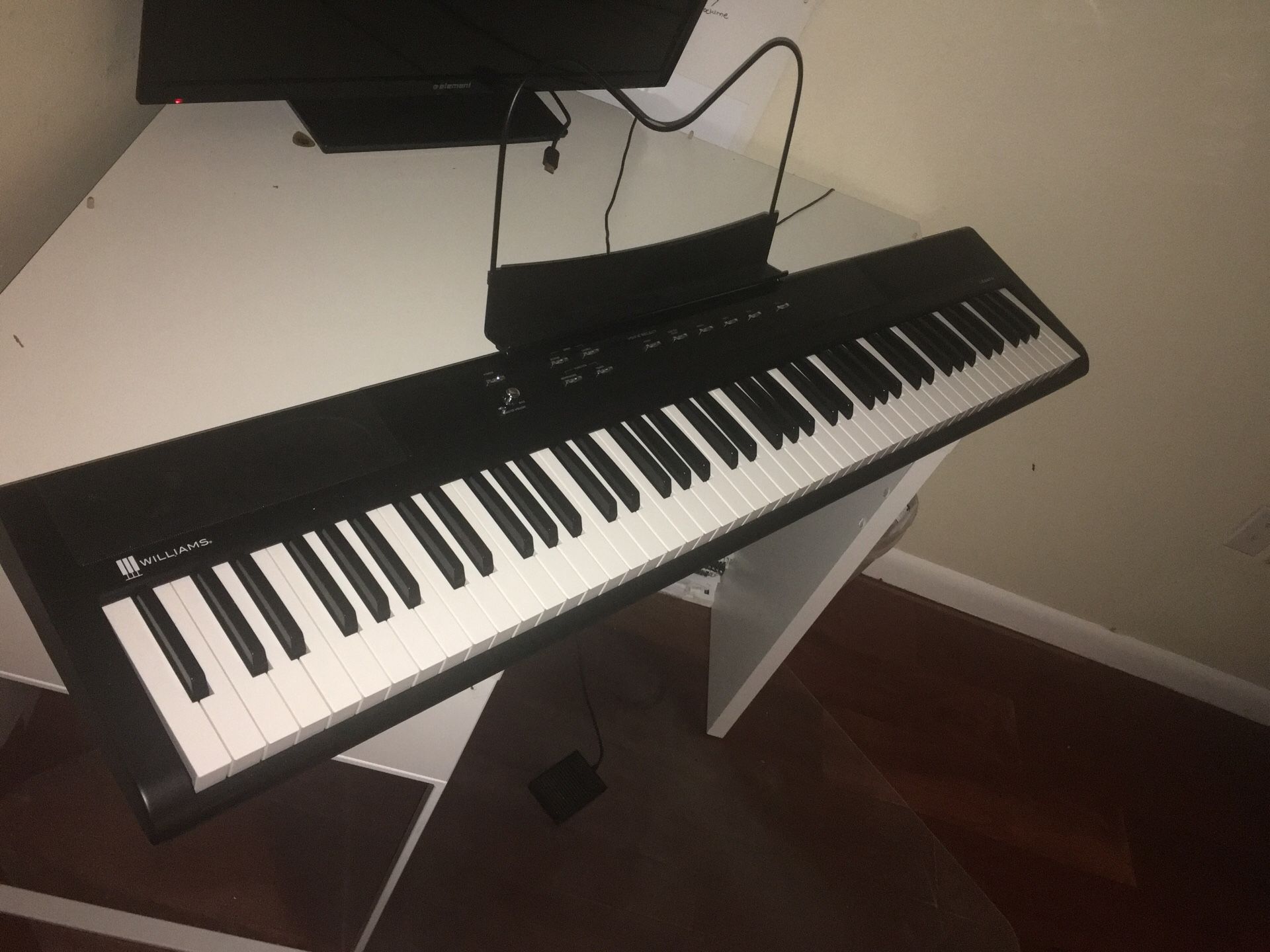 Williams LEGATO 88 key Weighted Keyboard