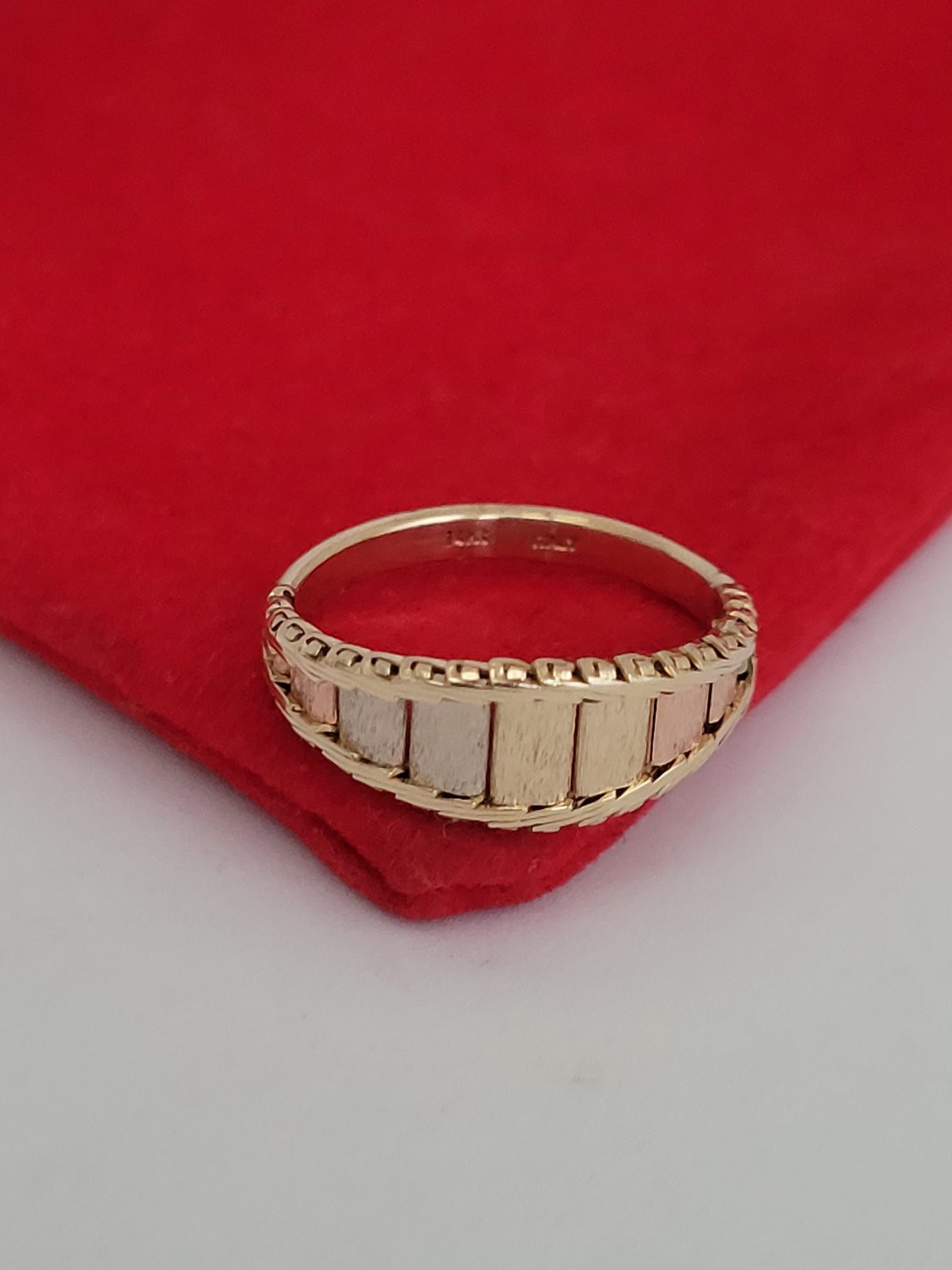 ❤️14k Size 6.25 Beautiful yellow gold etched Link Band ring!/Anillo de oro con eslabones de oro!👌😍🌸Post tags: Anillo De Oro