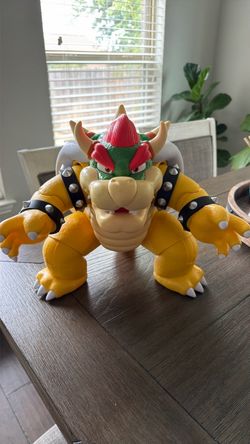 Large Bowser Action Figure (Mario)