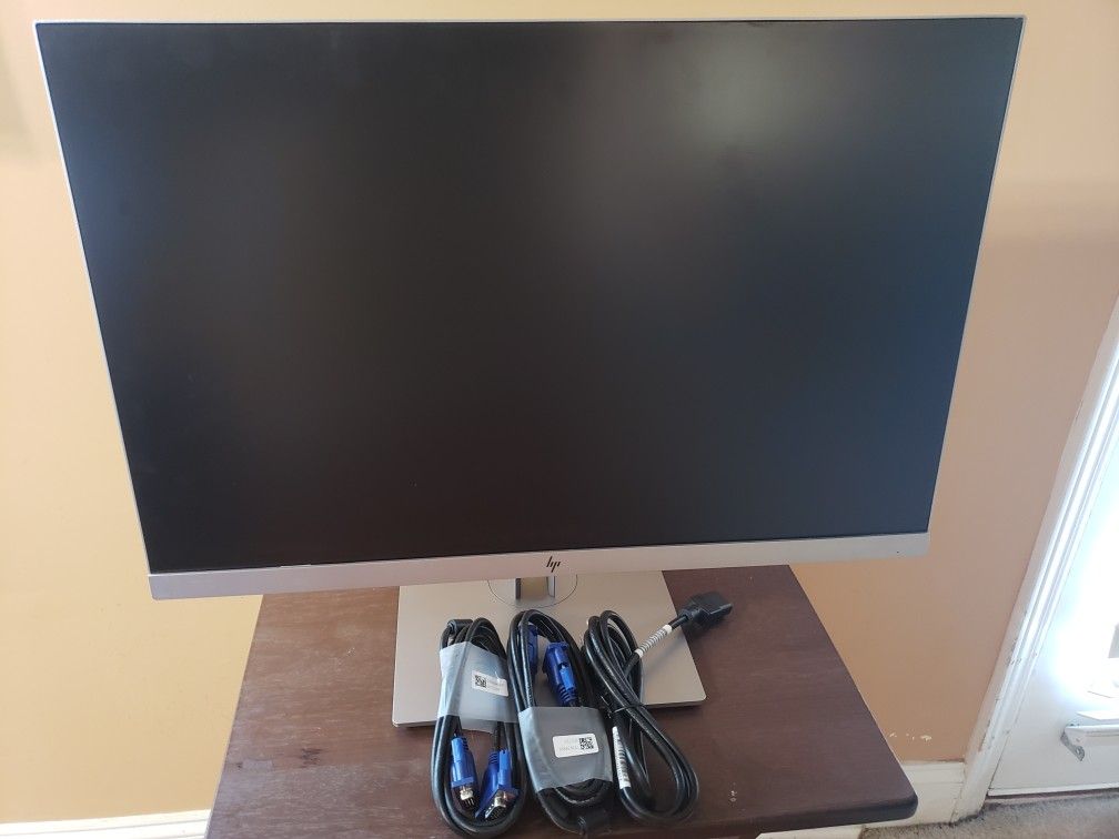 Hewlett Packard 24" EliteDisplay E 243i Monitor