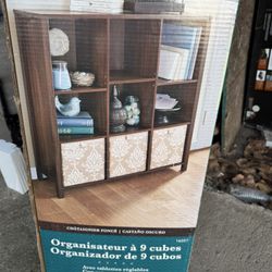 ClosetMaid  Chestnut Wood laminate 9 Cube. Shelf. Wardrobe. Chest of drawers
