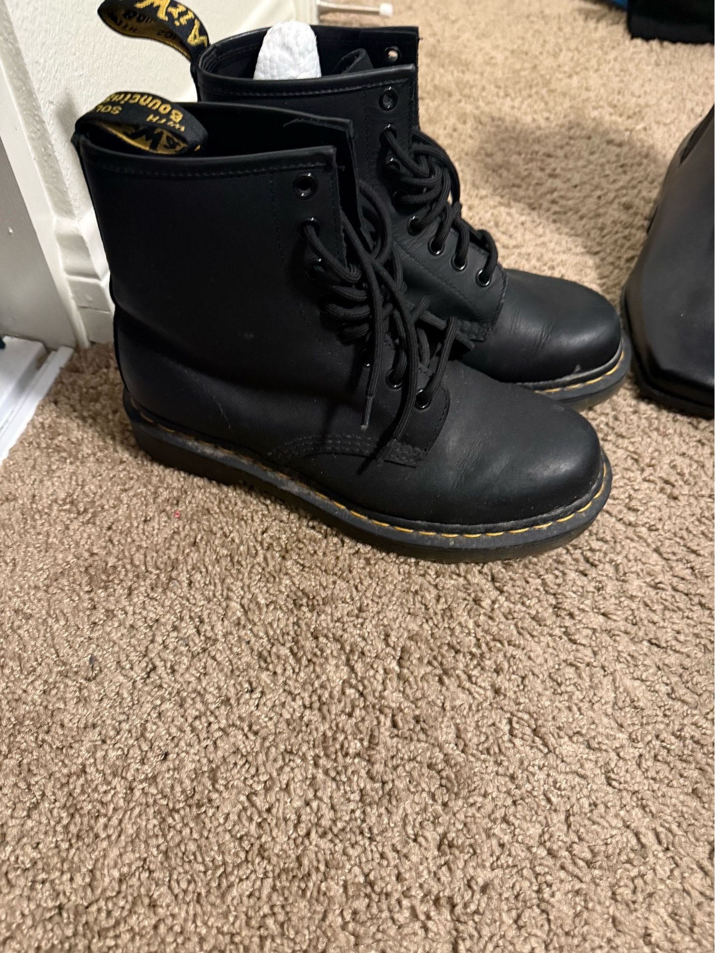Doc Martens Women’s size 7