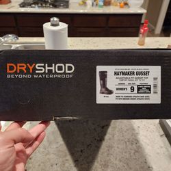 Dryshod Haymaker Gusset Women's Boot Size 9