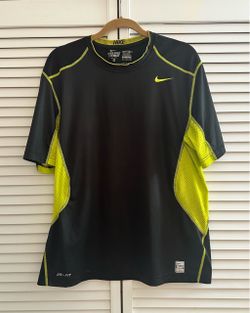 Men’s dri fit Sz XL