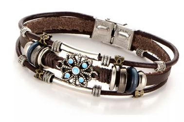 (Shipped Only) Multiple Layers Leather Bracelet For Women/Men