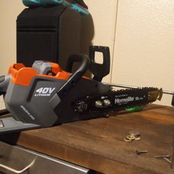 Atlas 40 Volt Chainsaw Works Good Missing Plastic Trim Piece,And Has No Charger Good Battery And Tool 75 Bucks