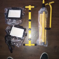 Dual-Head Tripod LED Work Light 