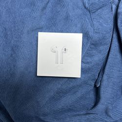AirPods (2nd Generation) With USB-C To Lightning Charger.