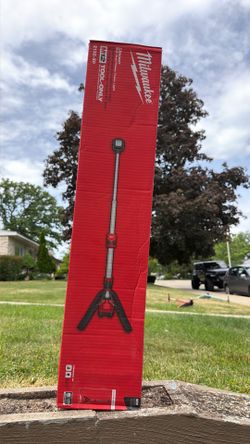 M12 dual power tower light