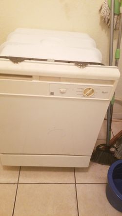 White diswasher