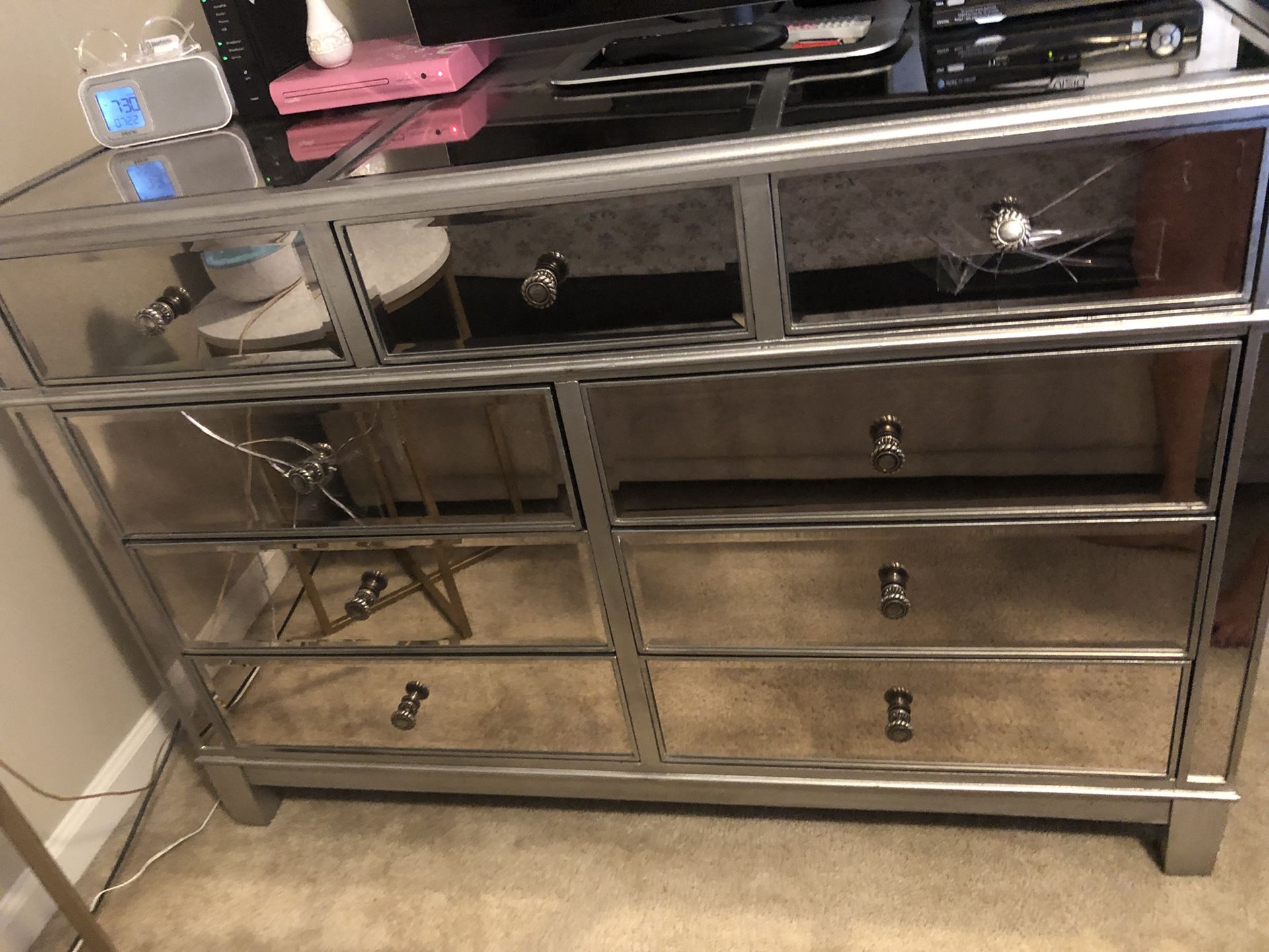 Pier One Hayworth Mirrored 6 drawer dresser ** for Sale in Dublin, OH