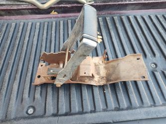 Chevy Horseshoe Shifter. As Is In Photos. I Know No History Of It