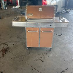 Weber Genesis Grill, BBQ, side burner, cabinets with tank