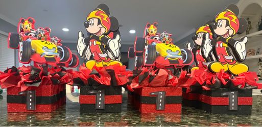 custom centerpieces