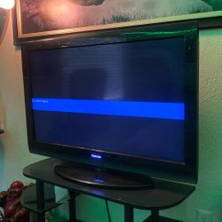 2011 Toshiba 32” TV