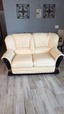 Sofa.