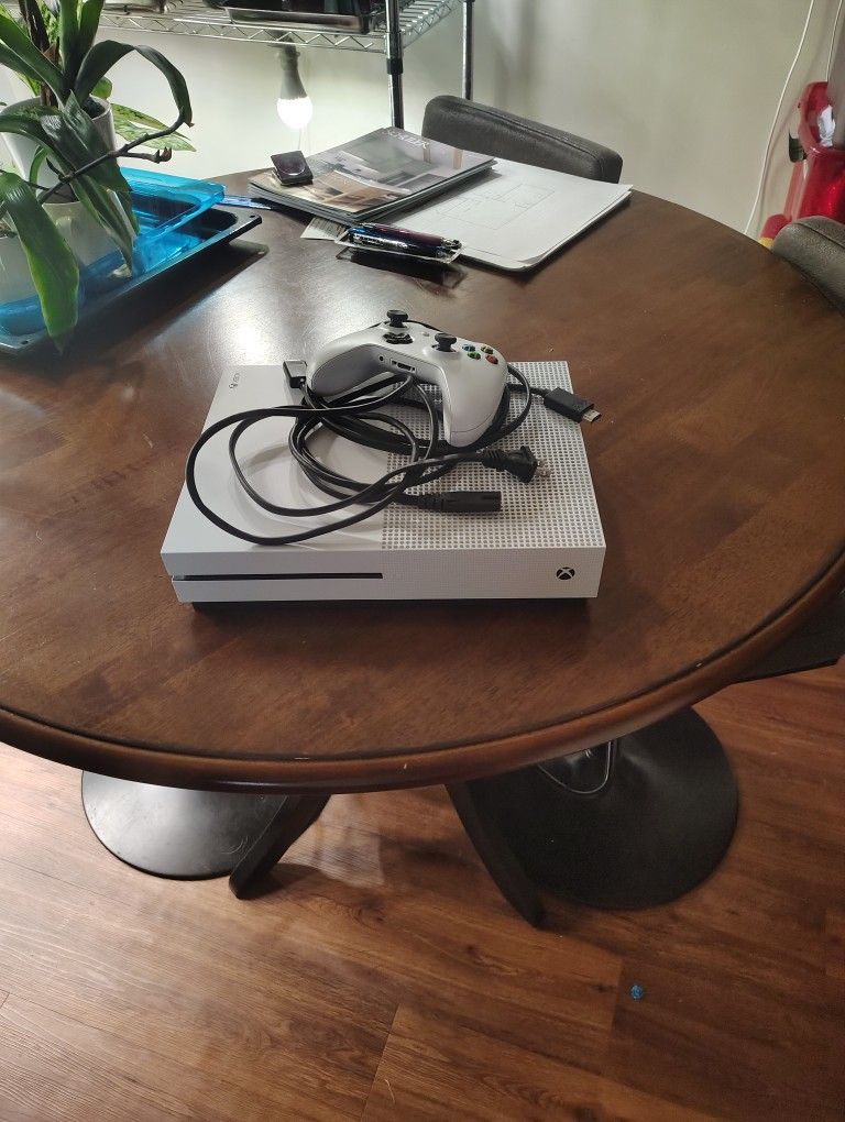 Used Xbox Series S And Gaming Wheel