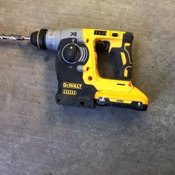 Dewalt XR Rotary Hammer Drill +  Batery 4  Ah