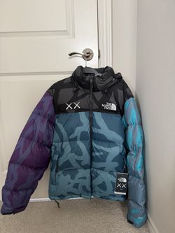 KAWS NORTH FACE RETRO 1996 Jacket Large